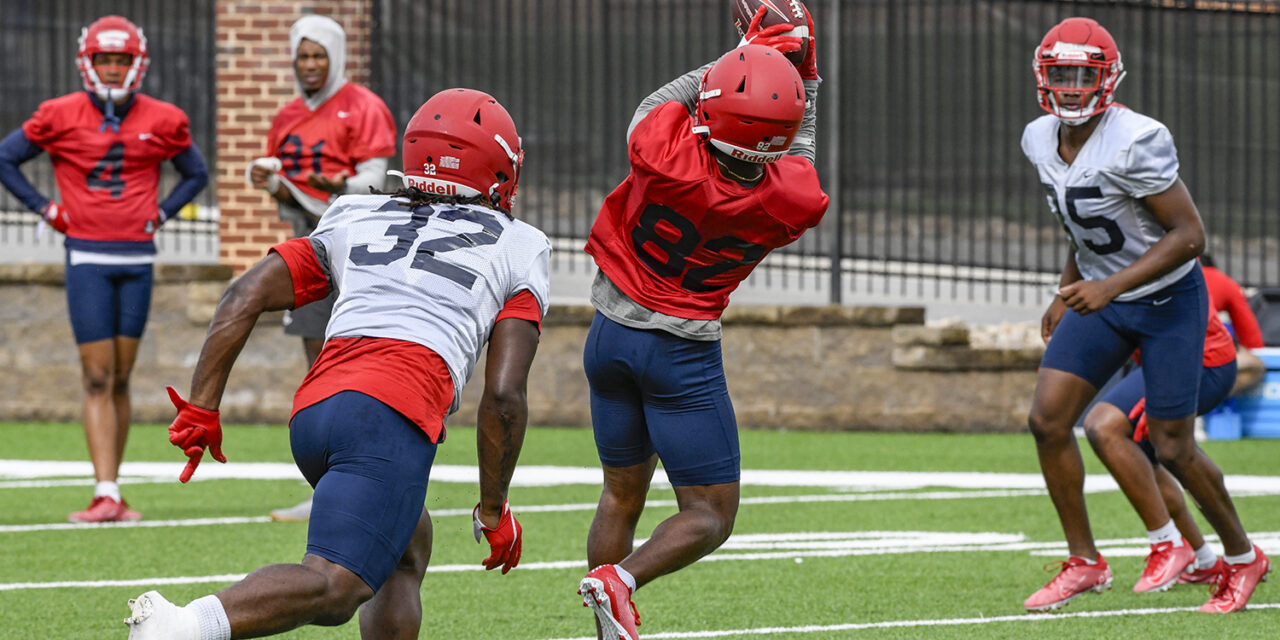 Liberty fighting through injuries, adjusting to start of classes