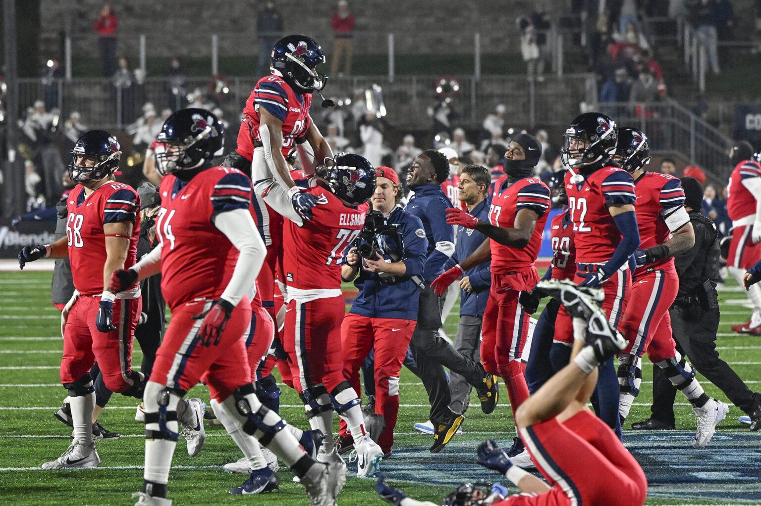 Photo Gallery – Liberty Football 2023 CUSA Championship Game | A Sea of Red